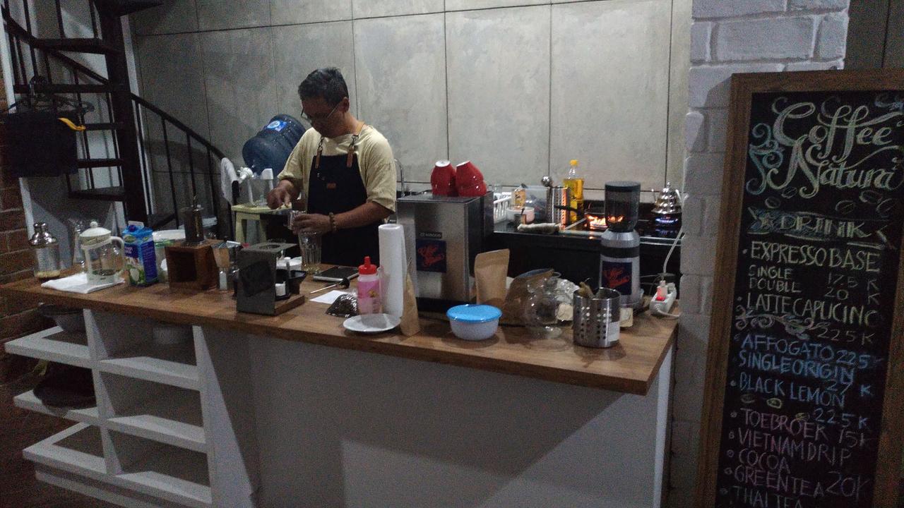 Roemah Kesambi Hotel Cirebon Luaran gambar