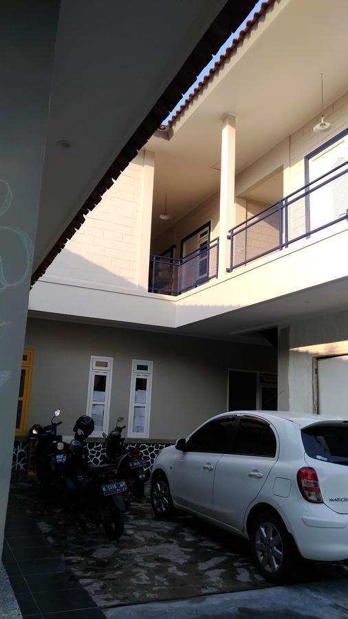 Roemah Kesambi Hotel Cirebon Luaran gambar